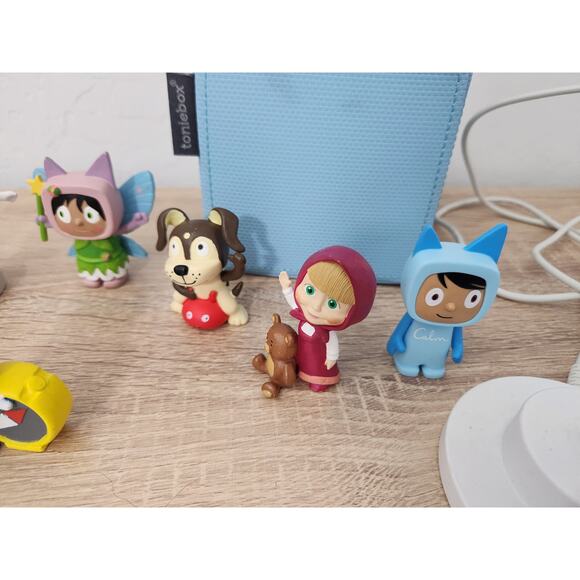 Tonies Box Audio Player for Kids 9 Tonies Characters Story Music Bundle Lot Blue - Picture 7 of 8